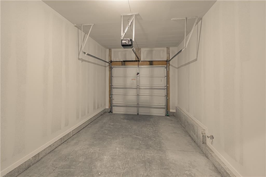 1089 N Findley Street — photo 32
