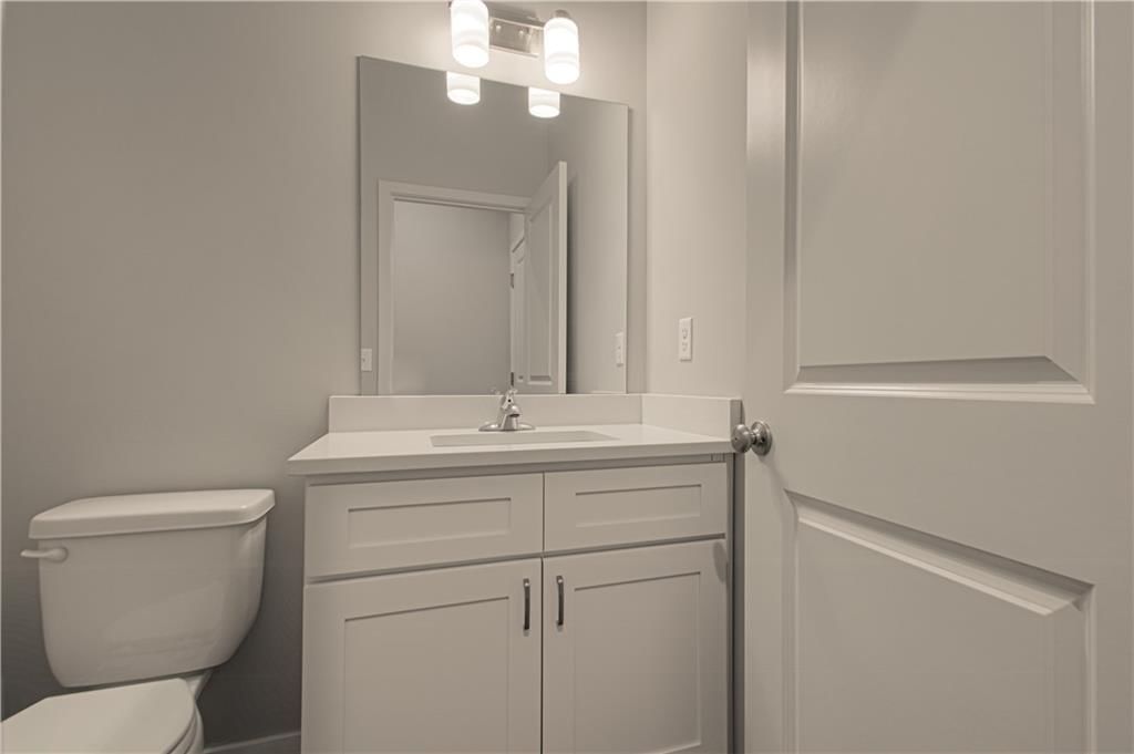 1089 N Findley Street — photo 10