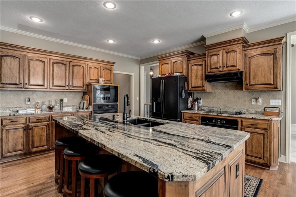 8137 Deer Run Street — photo 6
