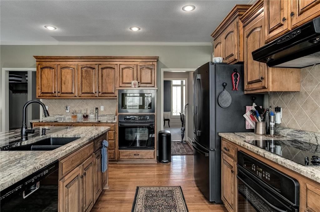 8137 Deer Run Street — photo 7