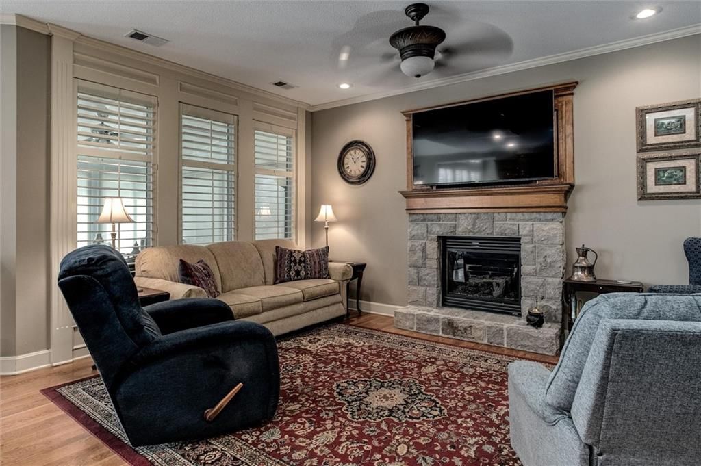 8137 Deer Run Street — photo 9
