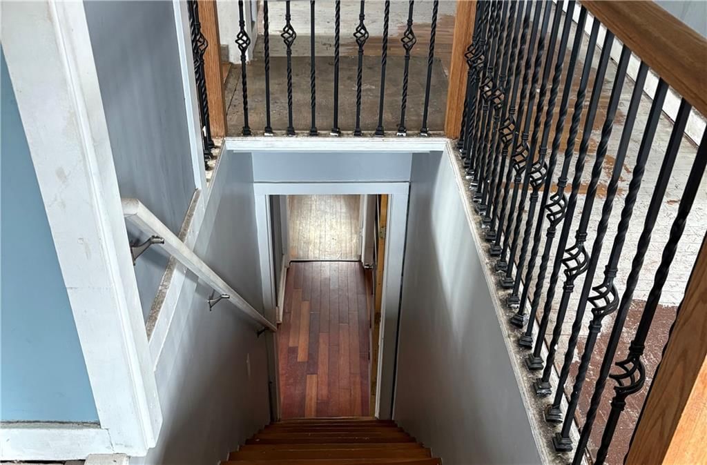 229 N Pine Street — photo 15