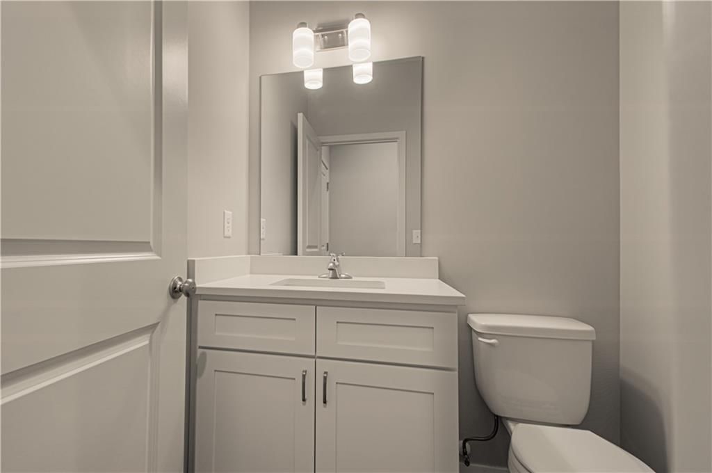 1091 N Findley Street — photo 10