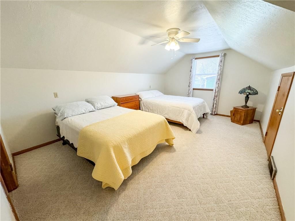 8011 Manning Avenue — photo 26
