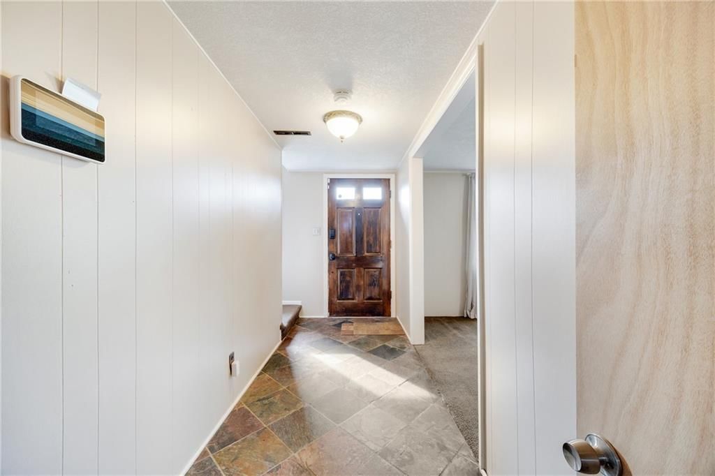 7201 WILLOW Avenue — photo 3