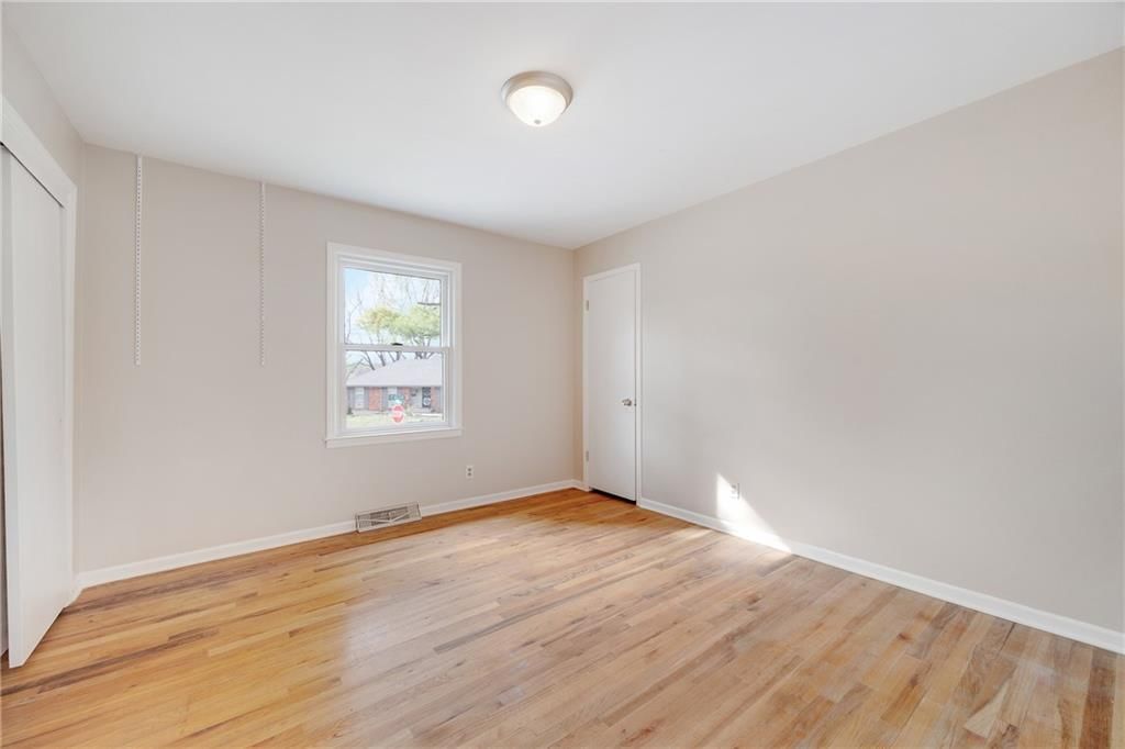 7201 WILLOW Avenue — photo 24