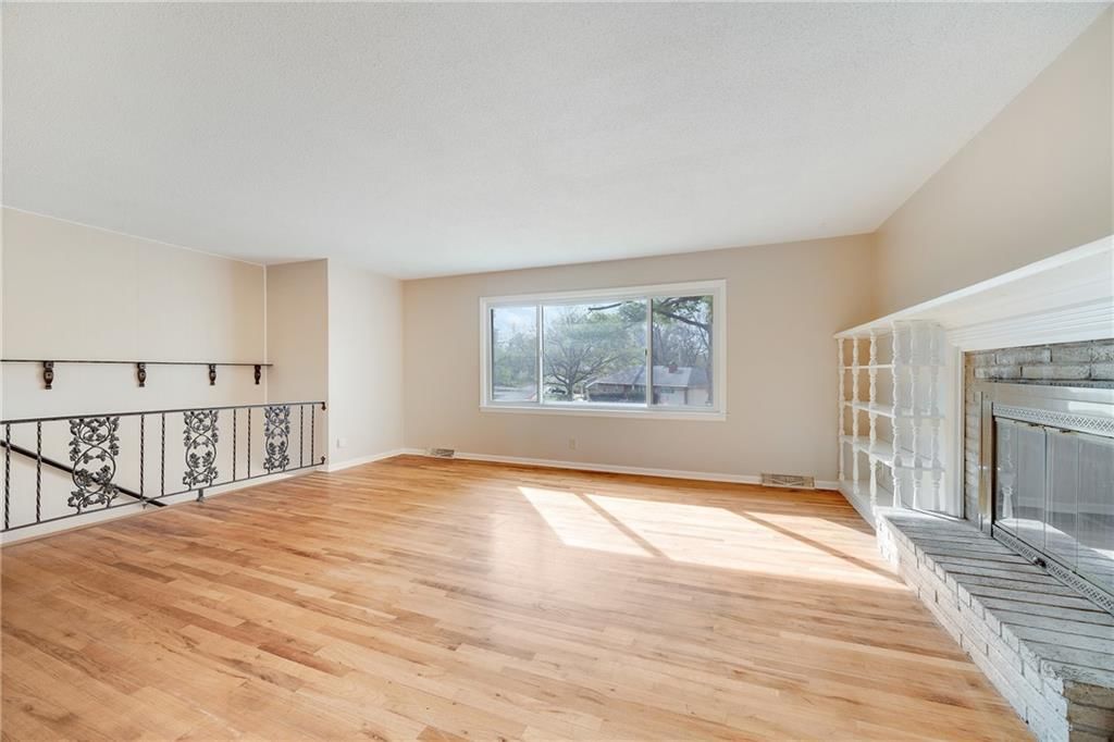 7201 WILLOW Avenue — photo 8