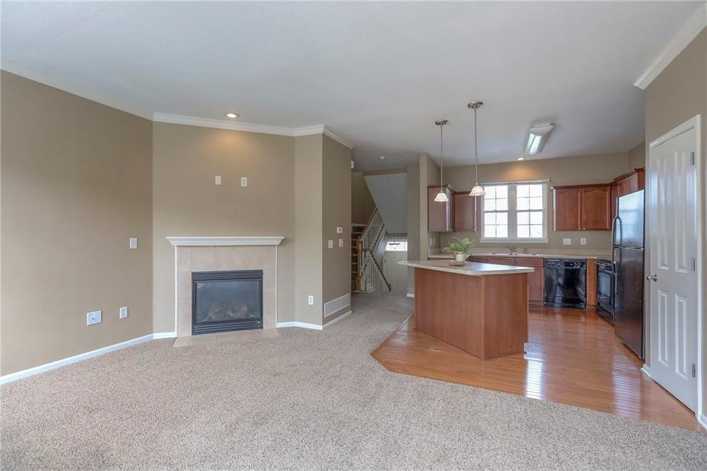 15808 Conser Street — photo 8