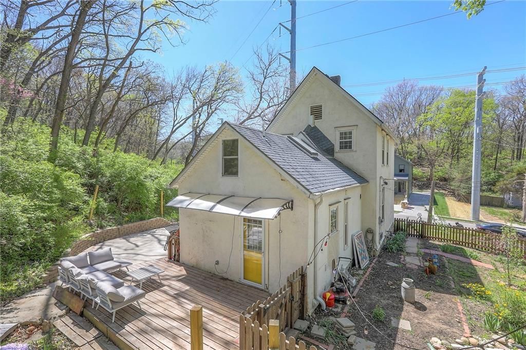 119 S Cherokee Street — photo 41