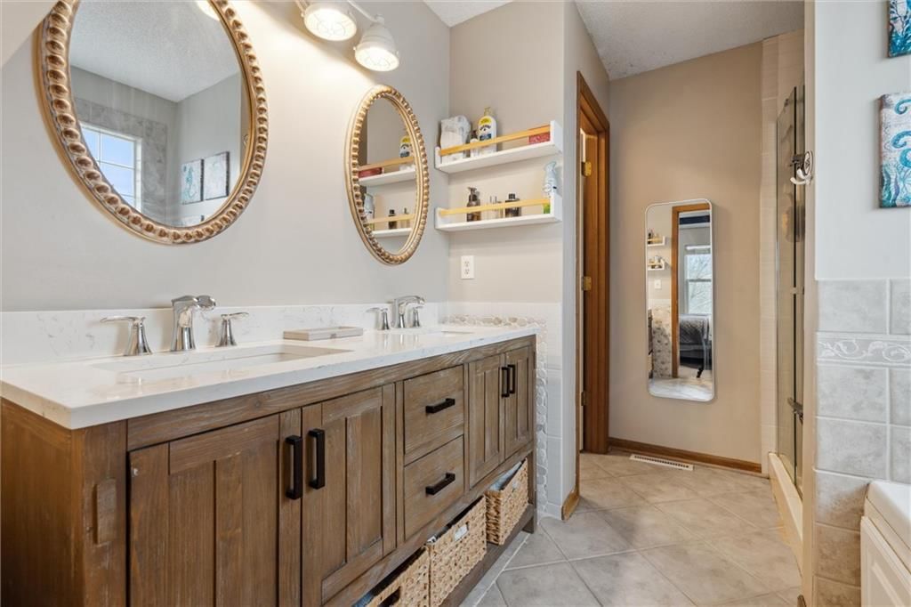 820 River Drive — photo 18