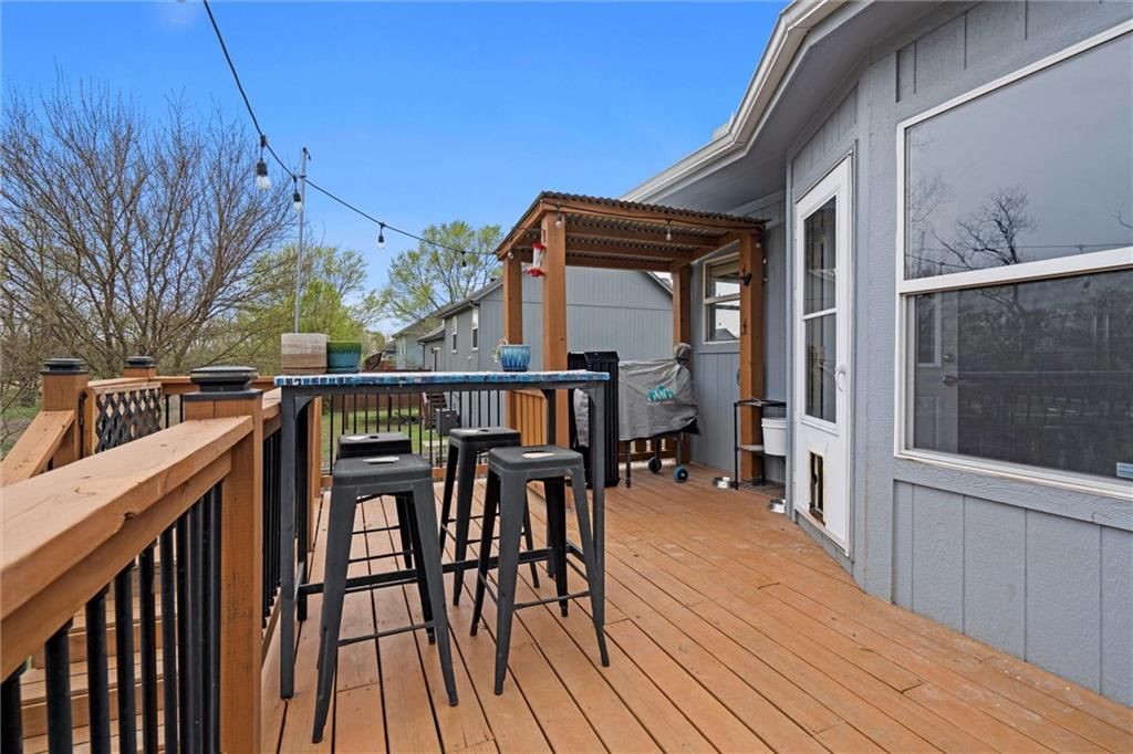 820 River Drive — photo 30