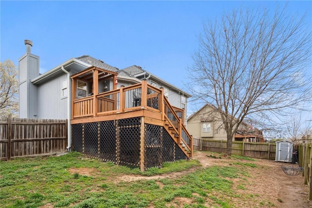 820 River Drive — photo 32