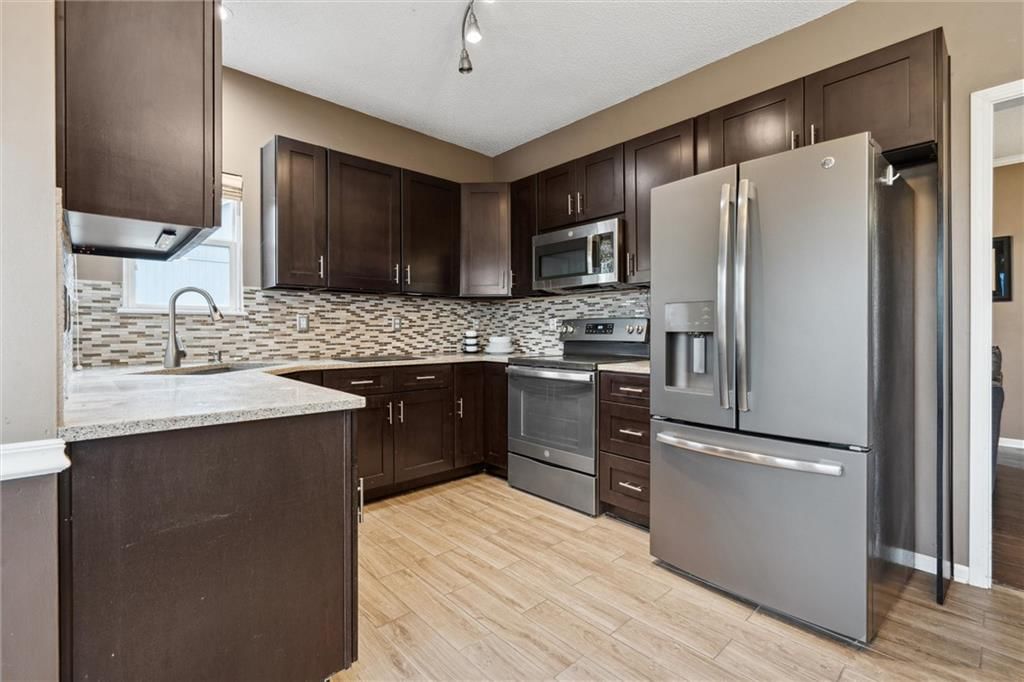 820 River Drive — photo 10