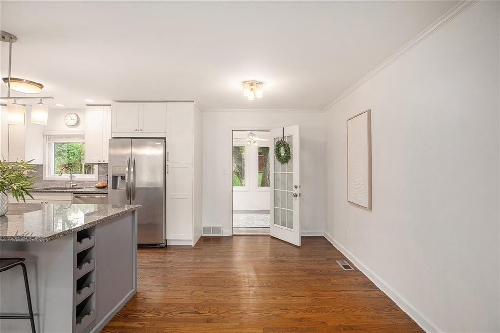 7620 Windsor Street — photo 11