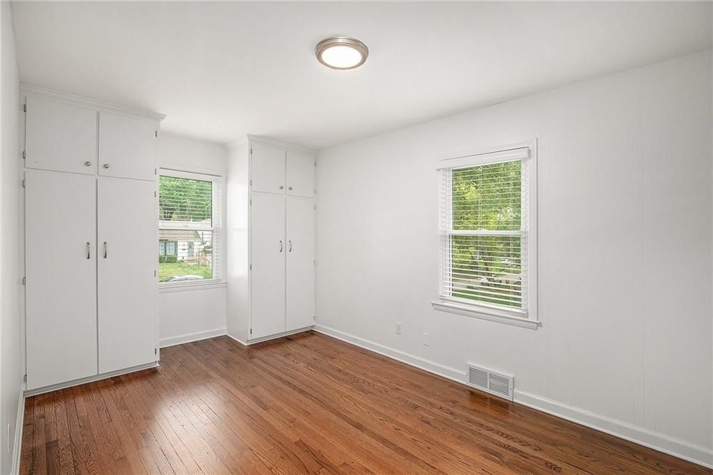 7620 Windsor Street — photo 19