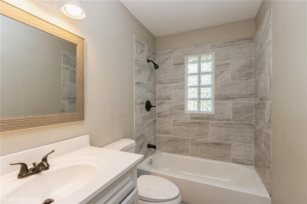 7124 W 54th Terrace — photo 11