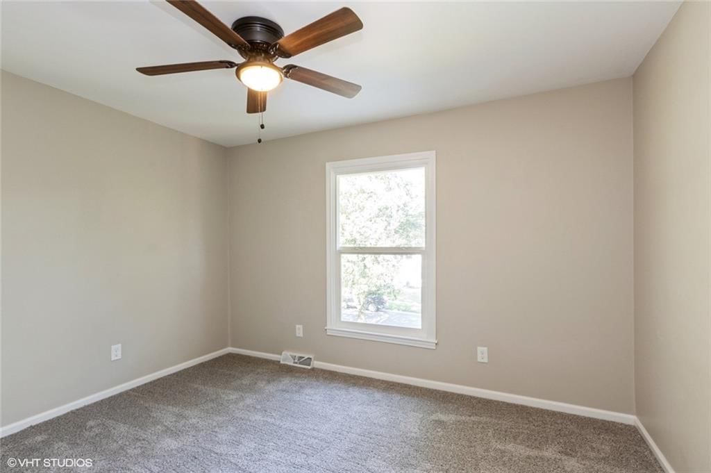 7124 W 54th Terrace — photo 12