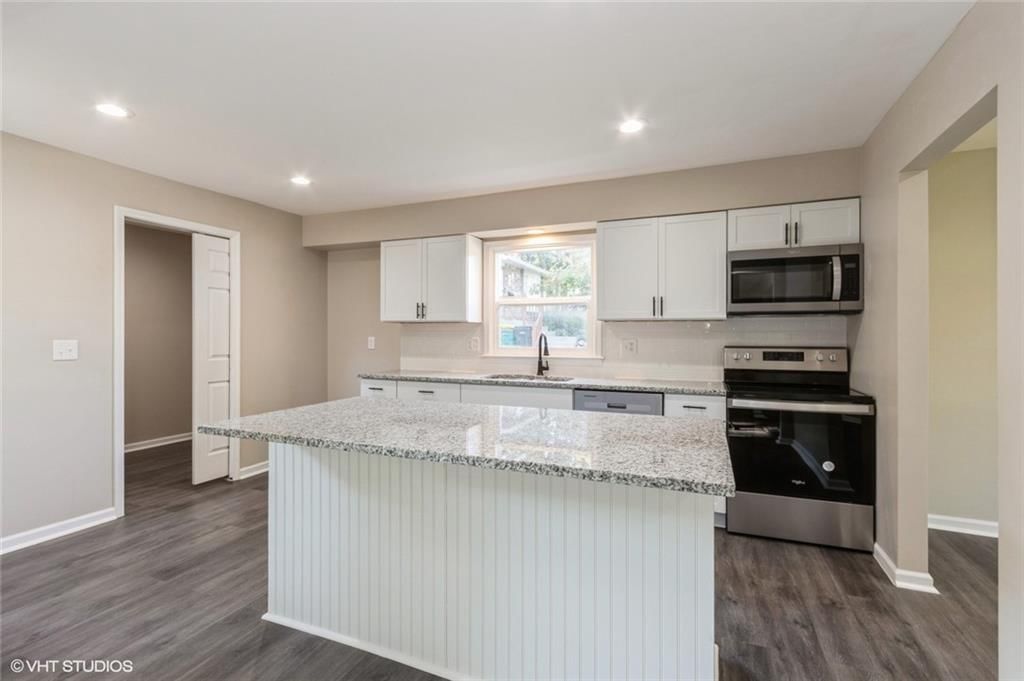 7124 W 54th Terrace — photo 5