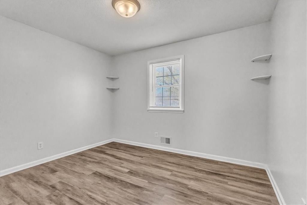 185 JACKSON Street — photo 15
