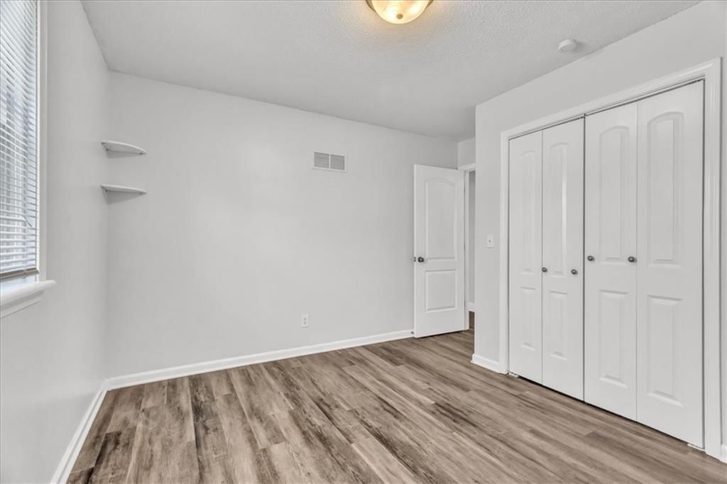 185 JACKSON Street — photo 16