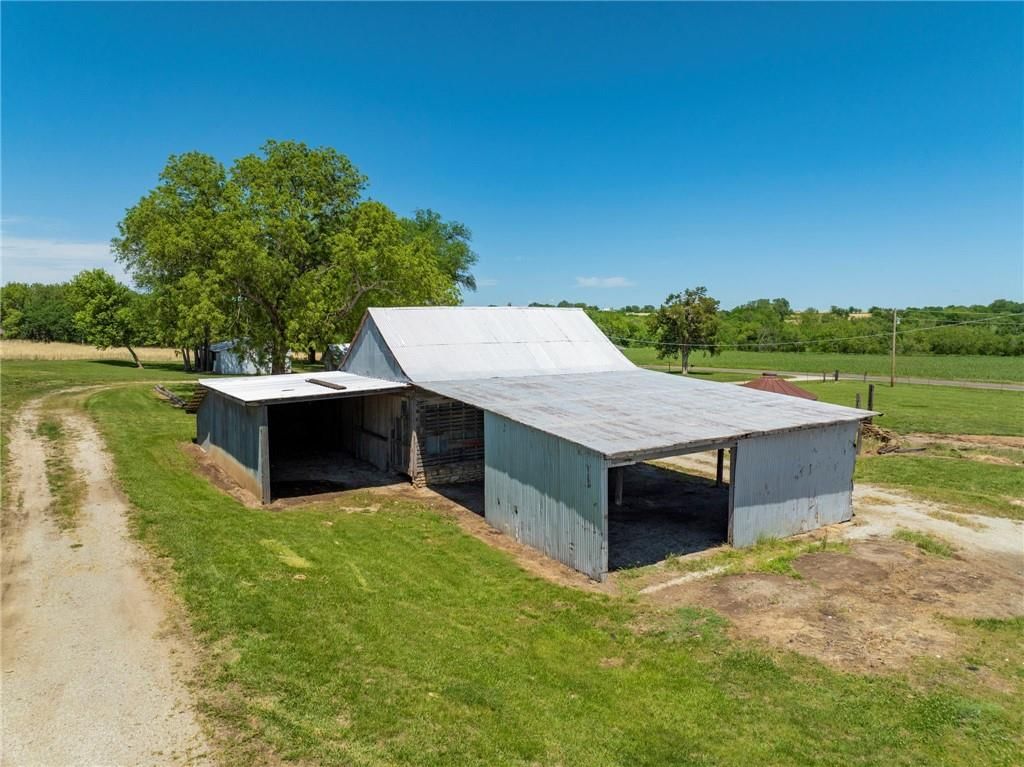 4933 SE Stubbs Road — photo 43