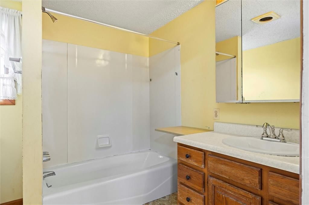 4933 SE Stubbs Road — photo 64