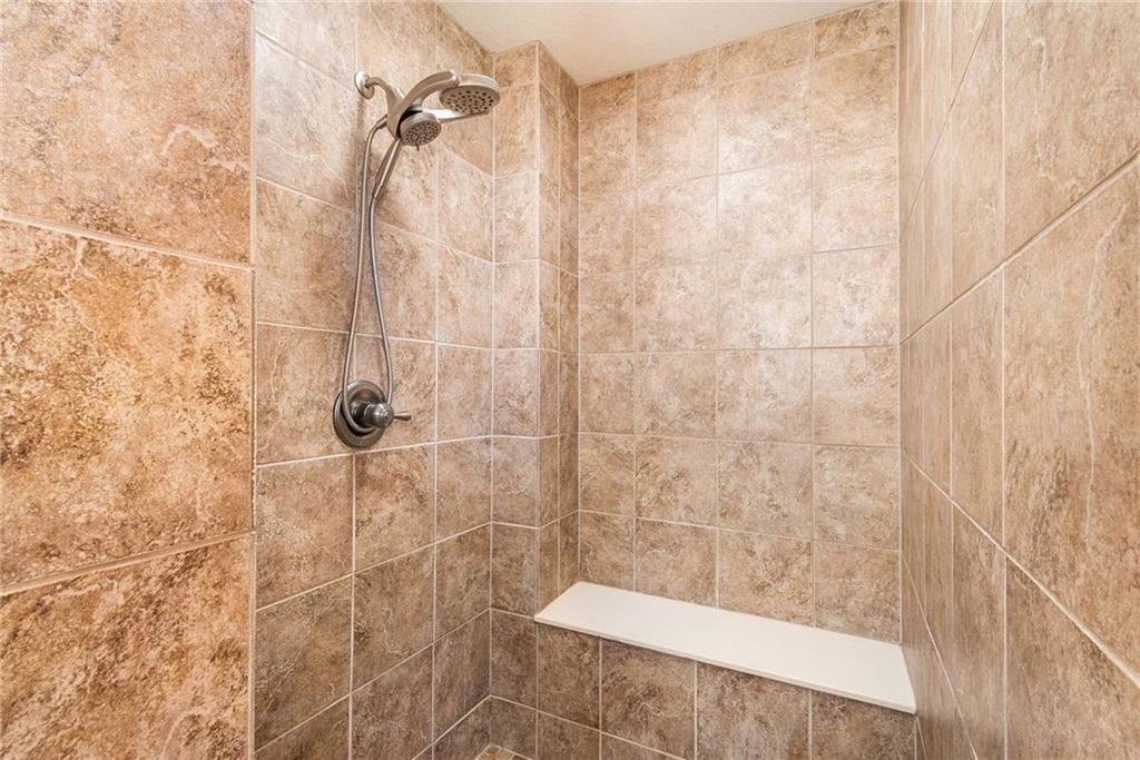 1628 Woodland Shores Circle — photo 17