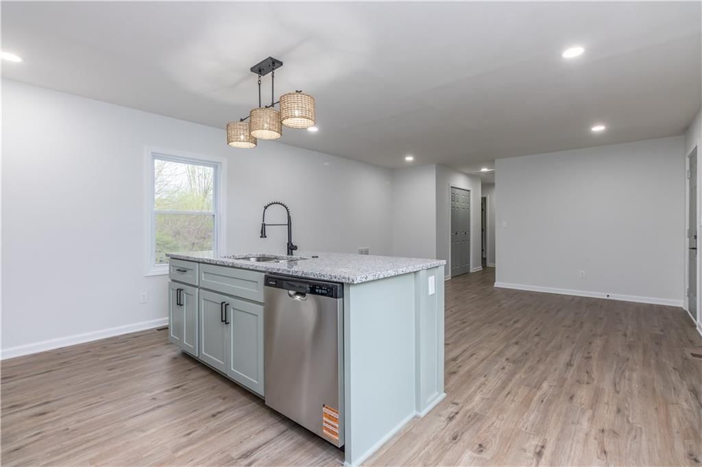 2825 S 36th Street — photo 11