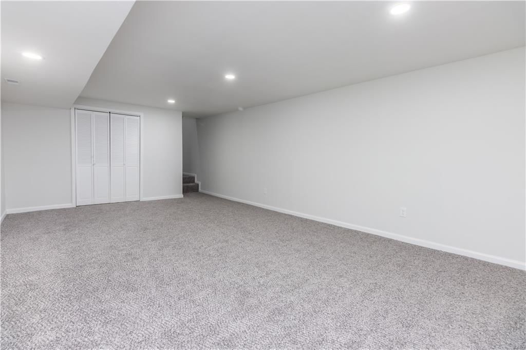 2825 S 36th Street — photo 21