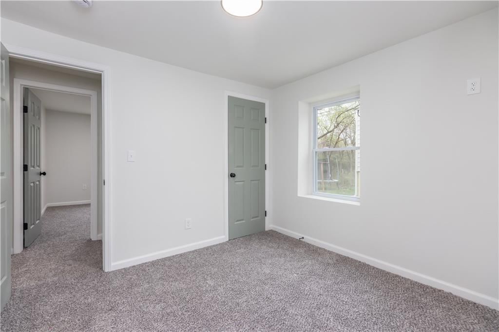 2825 S 36th Street — photo 25