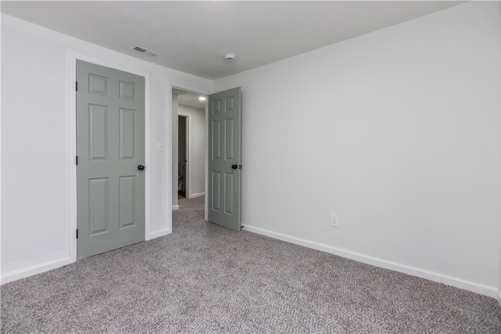 2825 S 36th Street — photo 27