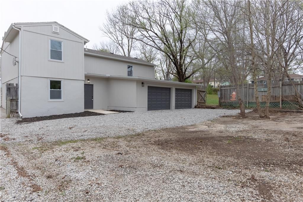 2825 S 36th Street — photo 31