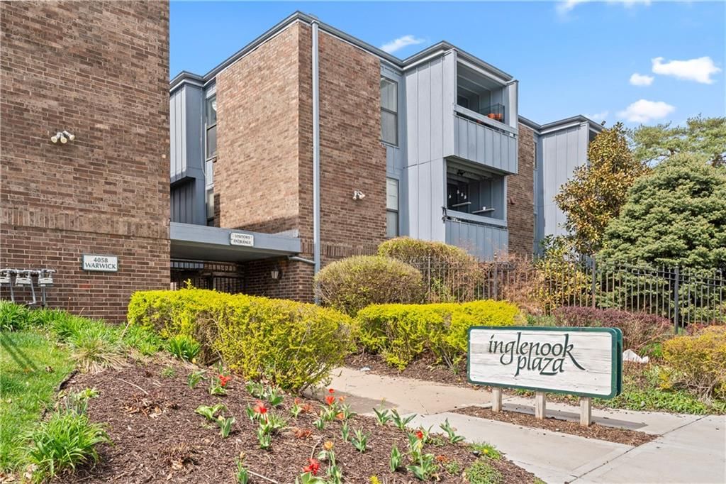 4056 Warwick Boulevard, Kansas City, MO