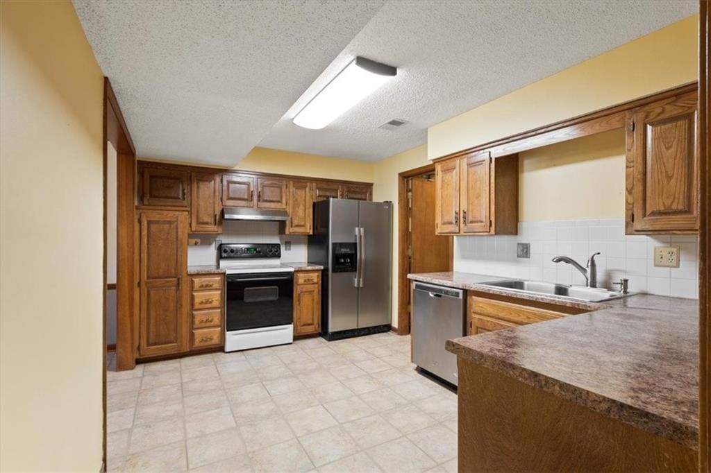 7817 Darnell Street — photo 7