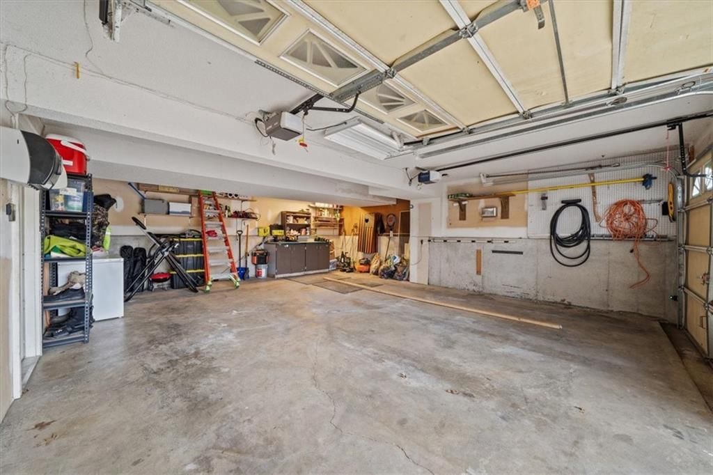 833 SW Lee Ann Drive — photo 24