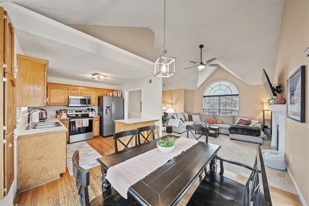 833 SW Lee Ann Drive — photo 8