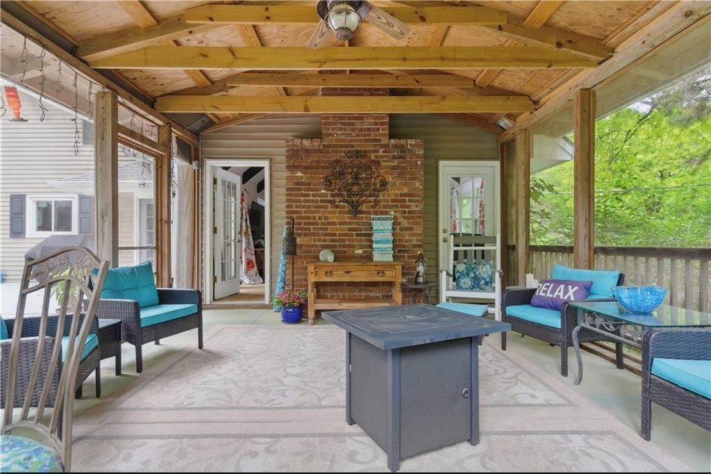 16524 Horton Street — photo 13