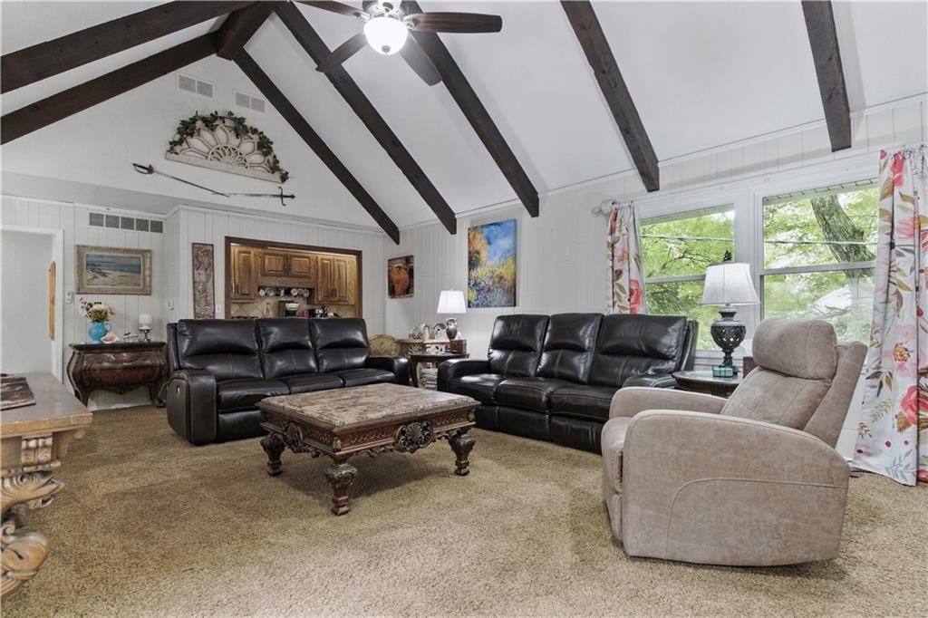 16524 Horton Street — photo 15