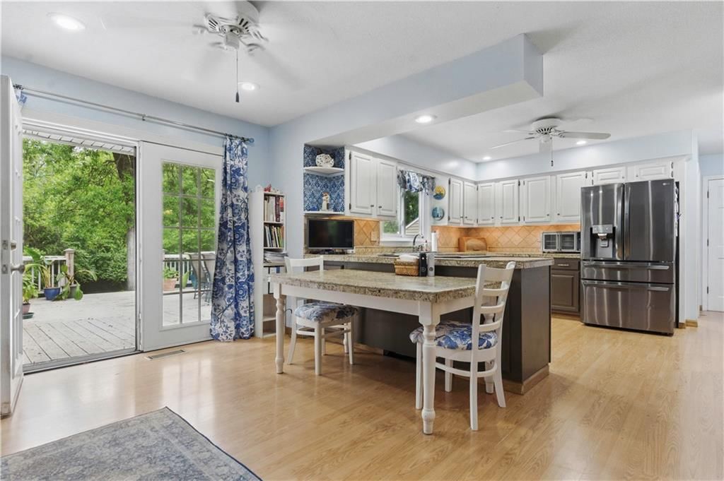 16524 Horton Street — photo 18