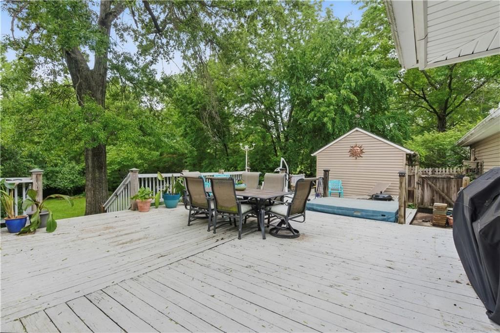 16524 Horton Street — photo 19