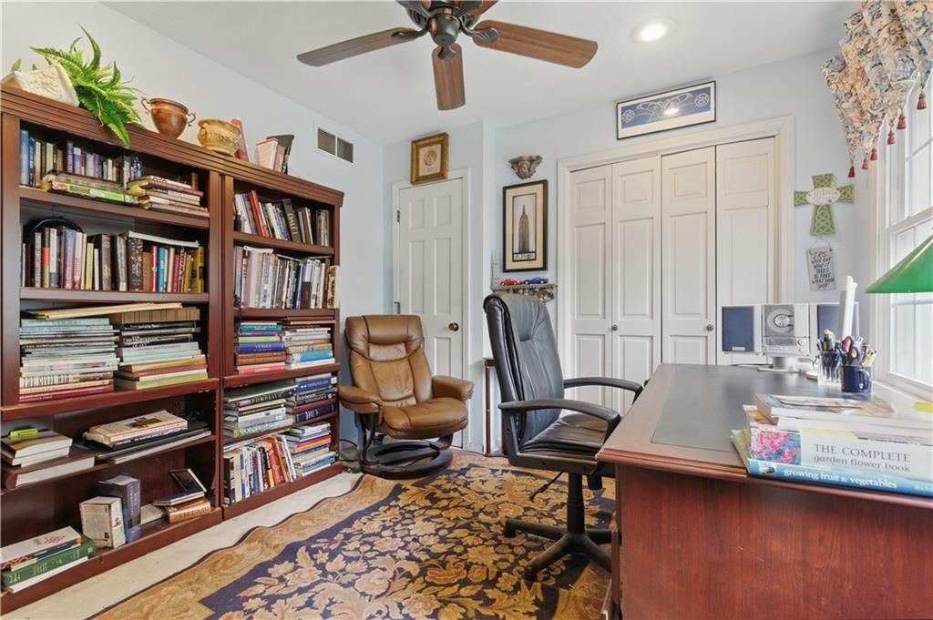 16524 Horton Street — photo 44