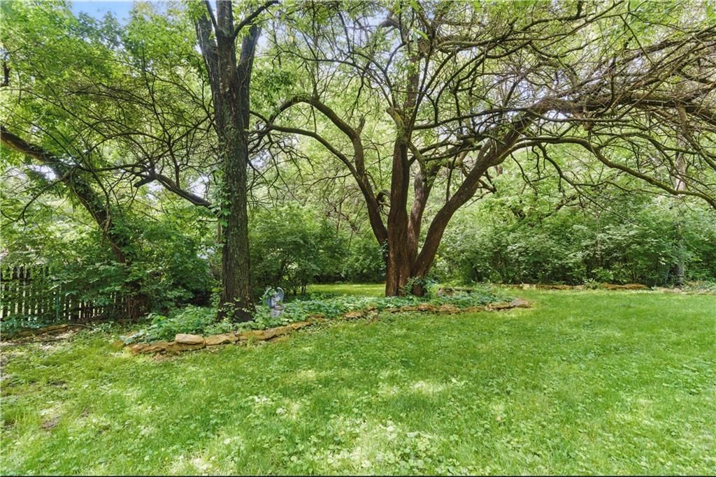 16524 Horton Street — photo 69