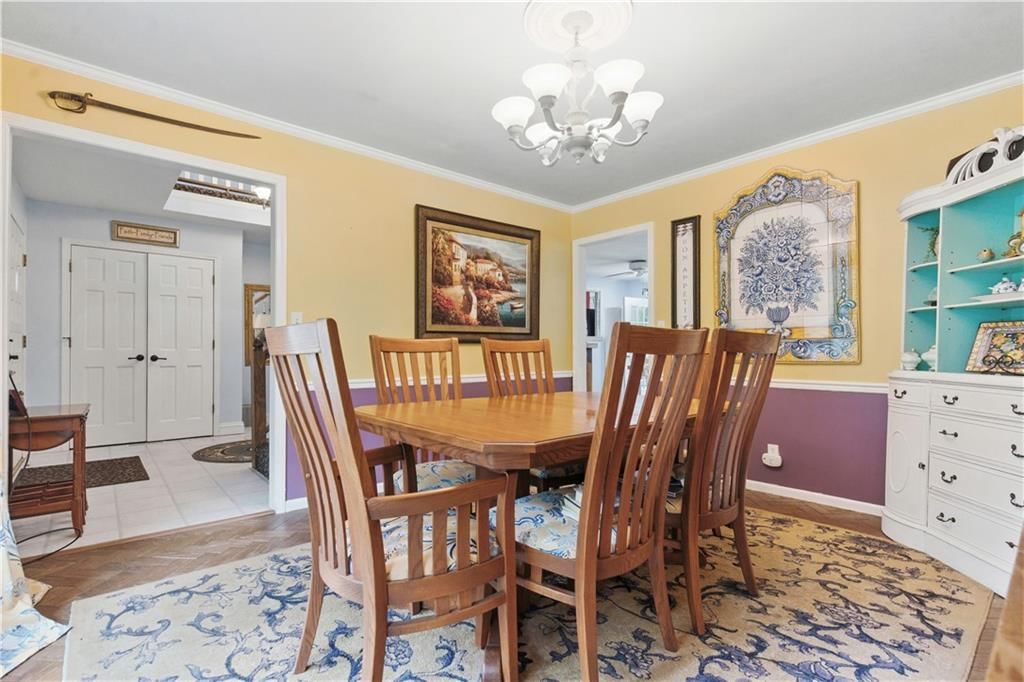 16524 Horton Street — photo 8