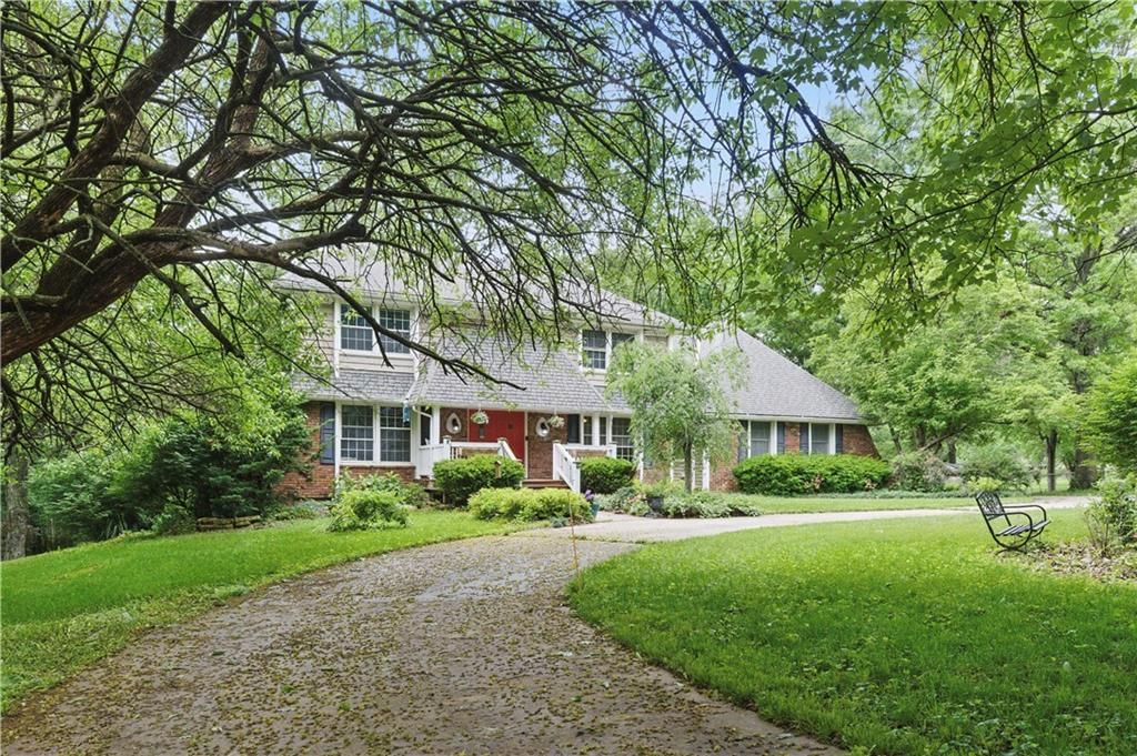 16524 Horton Street — photo 72