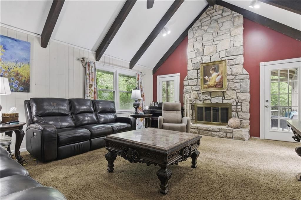 16524 Horton Street — photo 10