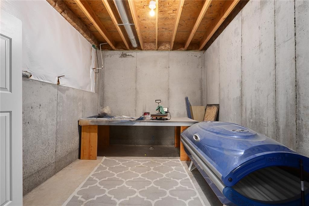 1217 N Holland Drive — photo 35