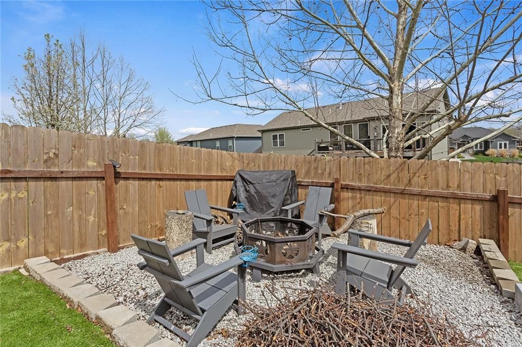 1217 N Holland Drive — photo 48