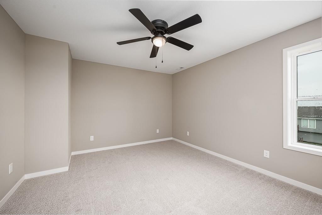 1314 N 159th Street — photo 9