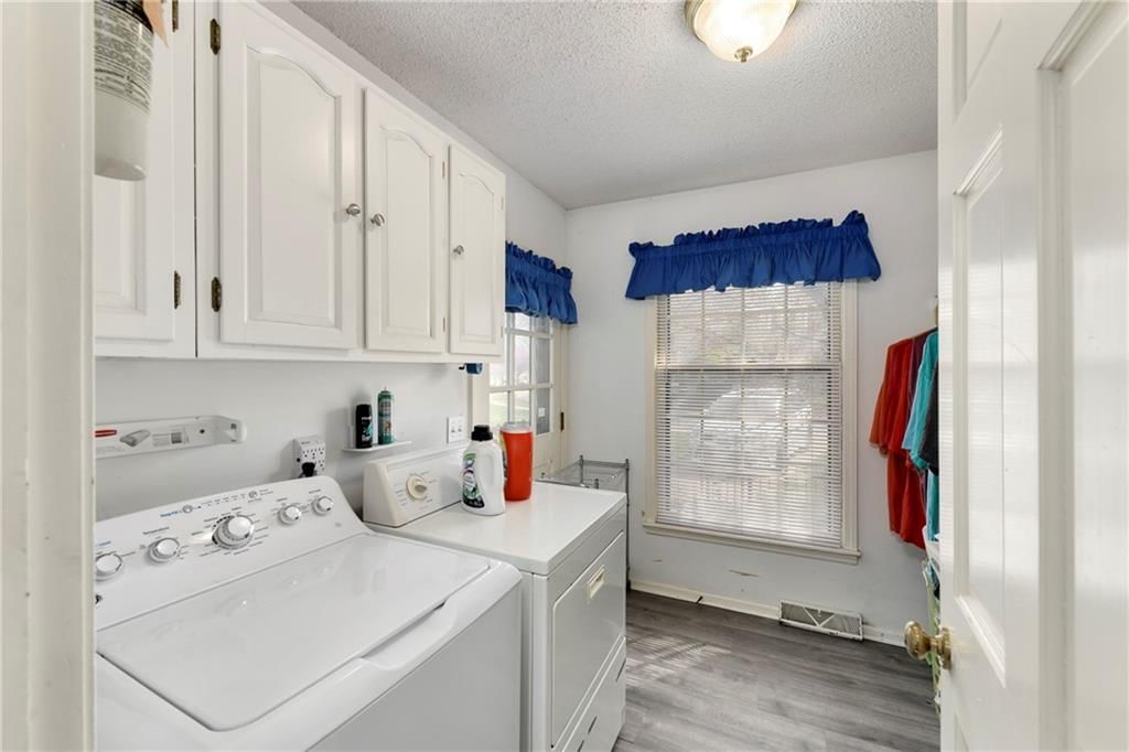 3618 NW Blue Jacket Drive — photo 10