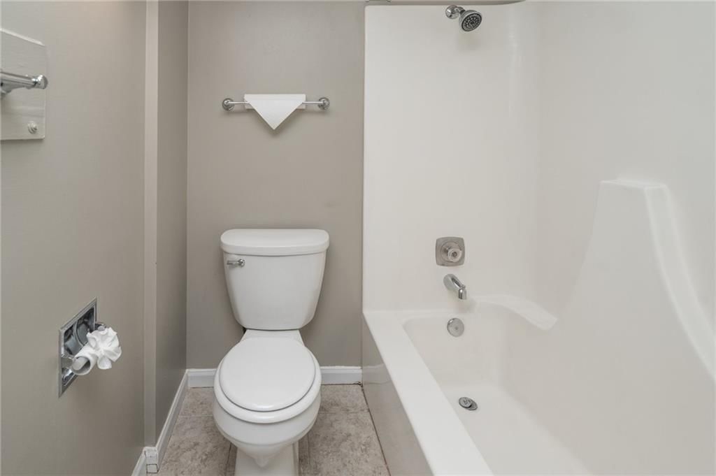 4025 Crossgate Court — photo 16